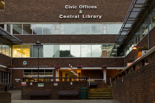 Photo of Sutton Civic Offices and Central Library